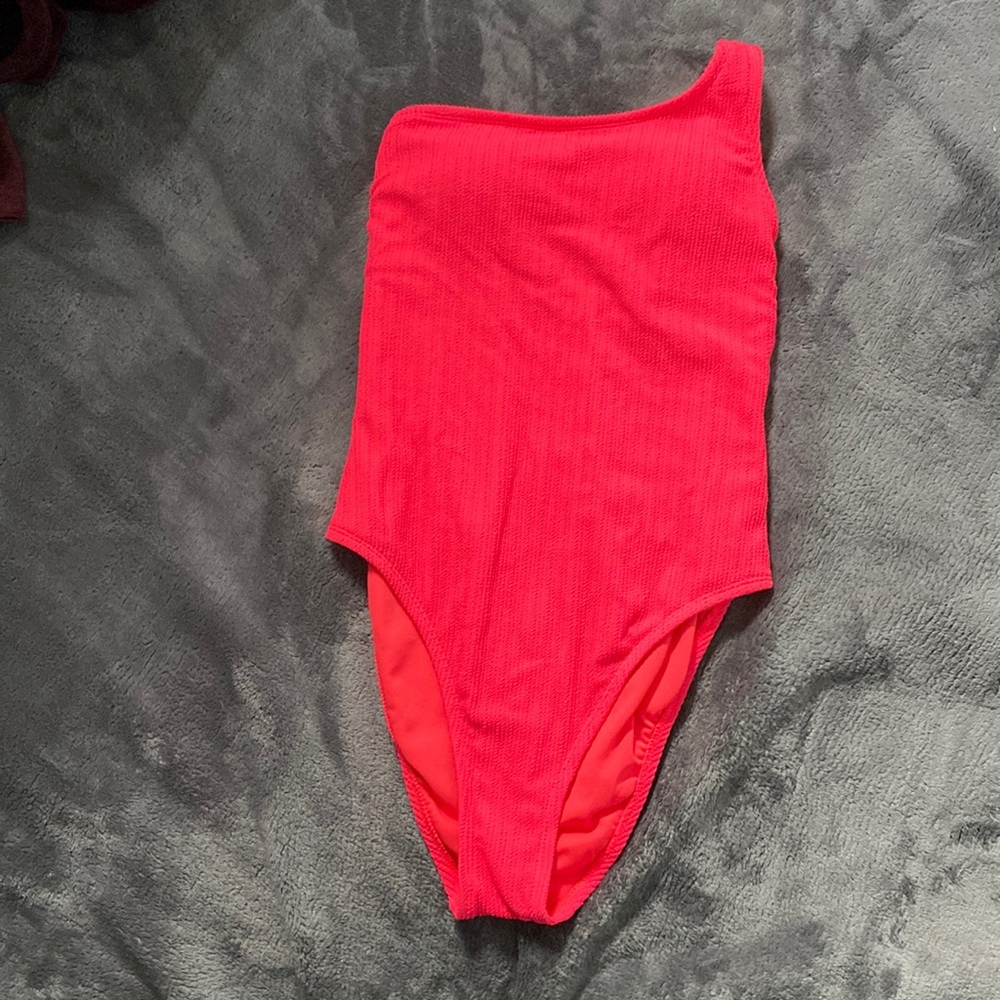 Xhilaration Junior Medium Swimsuit Textured One Shoulder in Coral Pink